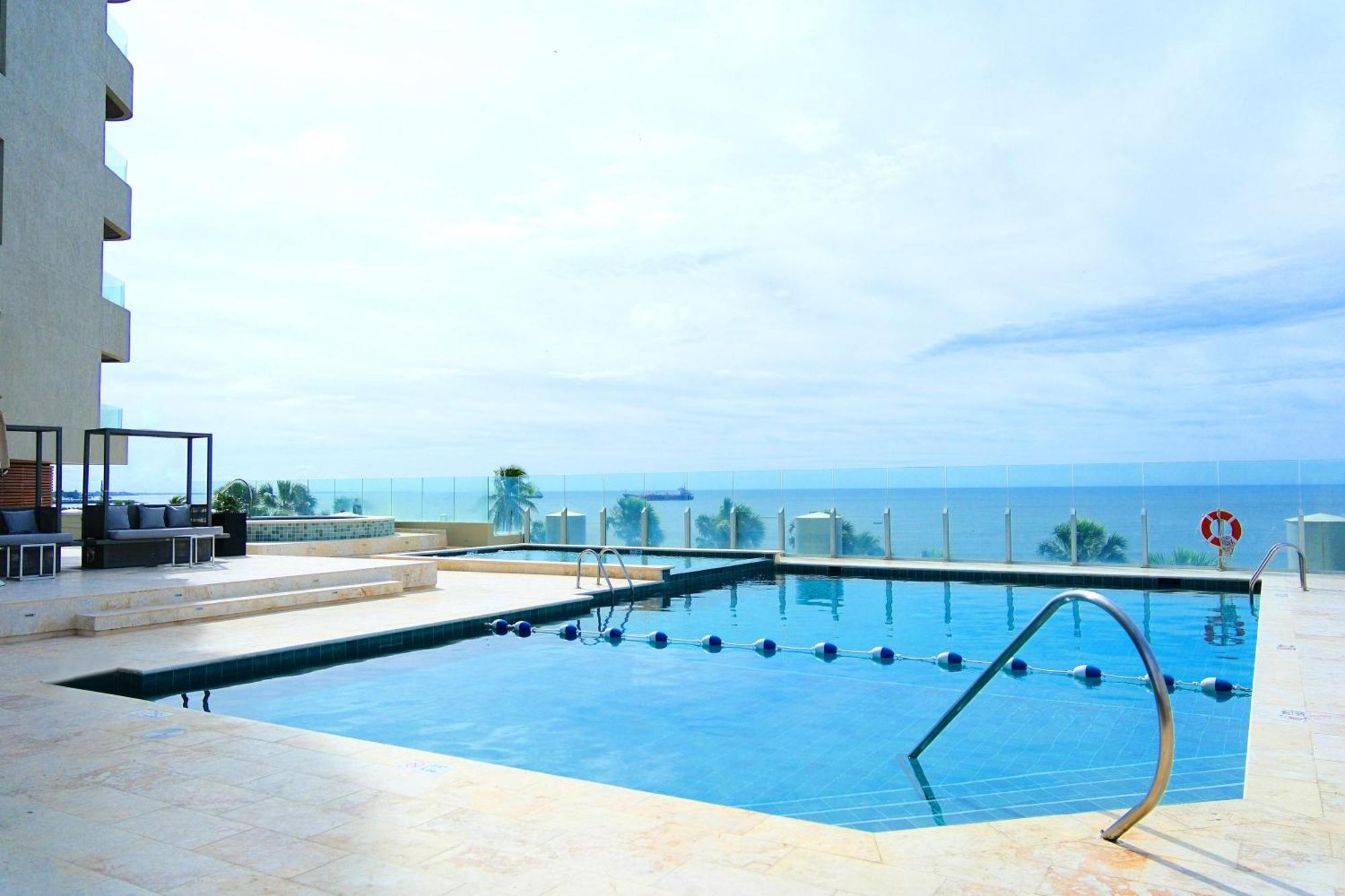 Crowne Plaza Santo Domingo By Ihg Hotel Exterior photo