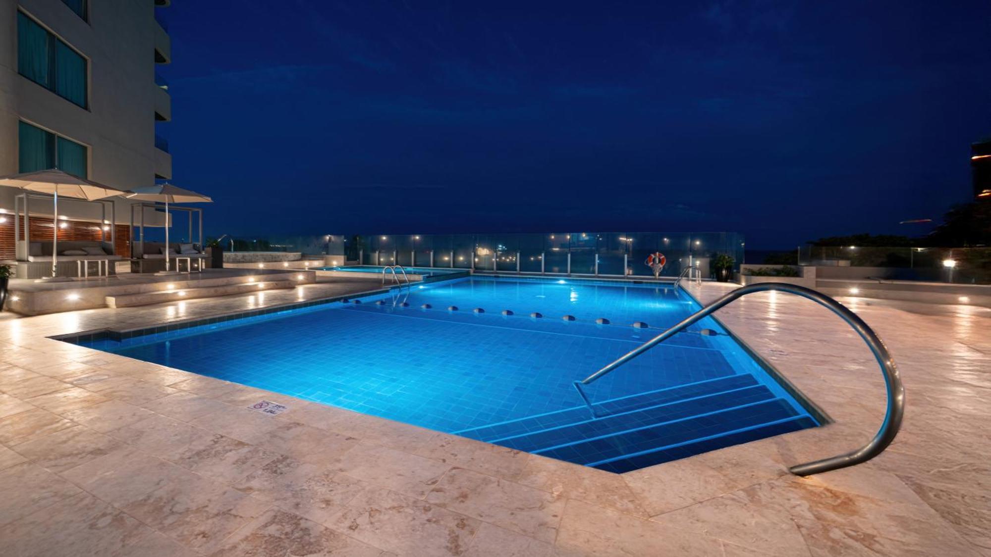 Crowne Plaza Santo Domingo By Ihg Hotel Exterior photo